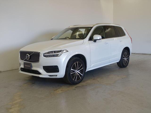XC90 B5 AWD モメンタム