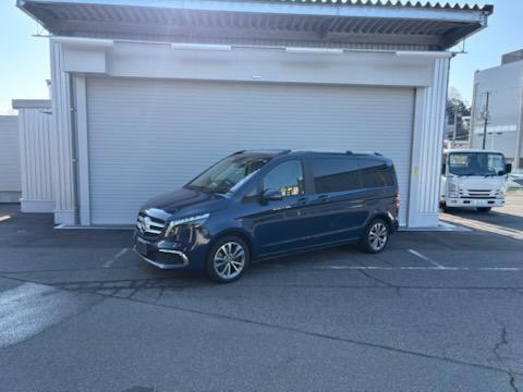 V220 d アバンギャルド