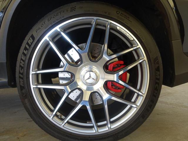 ギャラリー | メルセデス‐AMG GLC63 S 4MATIC+ AMGカーボン