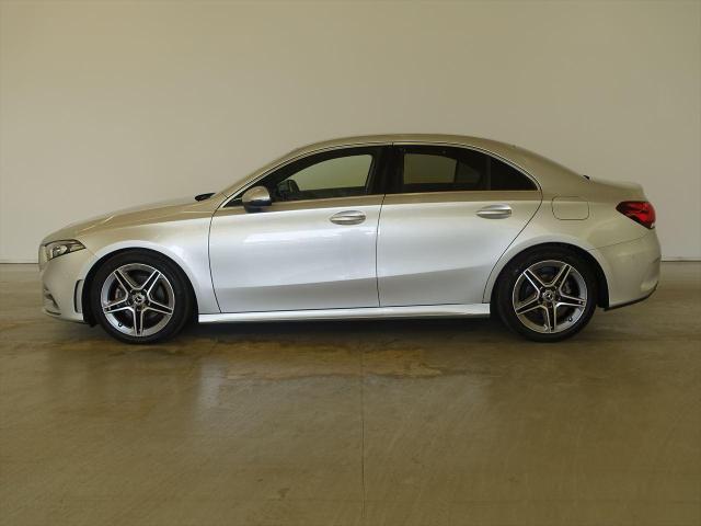 A180 スタイル セダン AMGライン レーダーセーフティパッケージ・ナビゲーションパッケージ