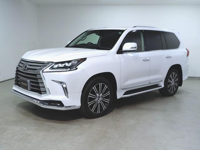 LX570