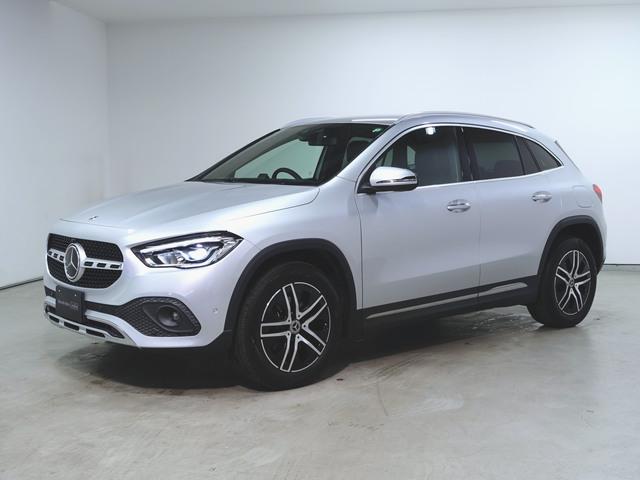 GLA200 d 4マチック ナビゲーションパッケージ アドバンスドパッケージ レザーエクスクルーシブパッケージ