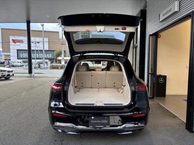 EQS580 4MATIC SUV スポーツ ショファーパッケージ