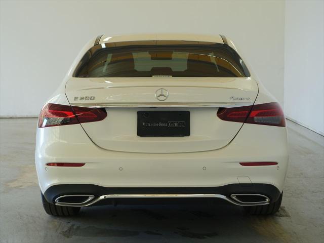 E200 4MATIC スポーツ AMGラインインテリアパッケージ・エクスクルーシブパッケージ