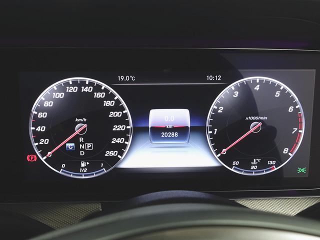 E200 4マチック アバンギャルド レザーパッケージ