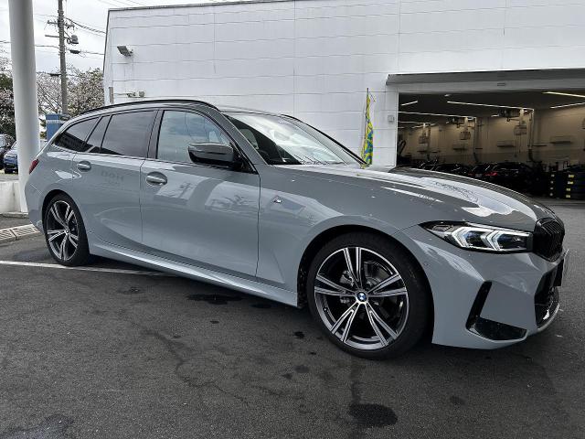 320d xDrive ツーリング Mスポーツ エディションシャドー