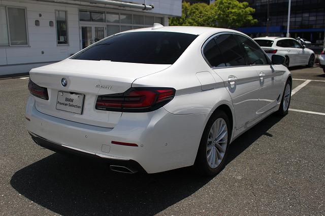 523i ラグジュアリー