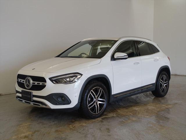 GLA200 d 4MATIC ナビゲーションパッケージ