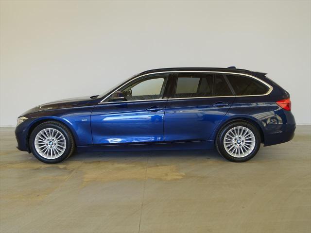 320i ツーリング ラグジュアリー