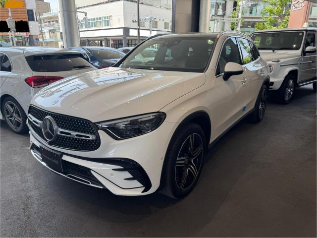 GLC220 d 4MATIC AMGラインパッケージ・AMGレザーエクスクルーシブパッケージ・ドライバーズパッケージ