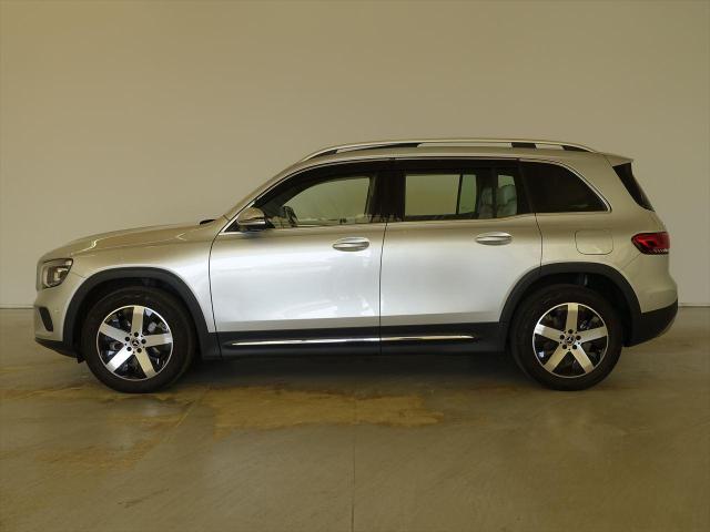 GLB200 d 4MATIC レザーエクスクルーシブパッケージ