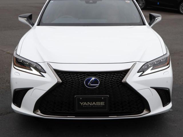 ES300h Fスポーツ