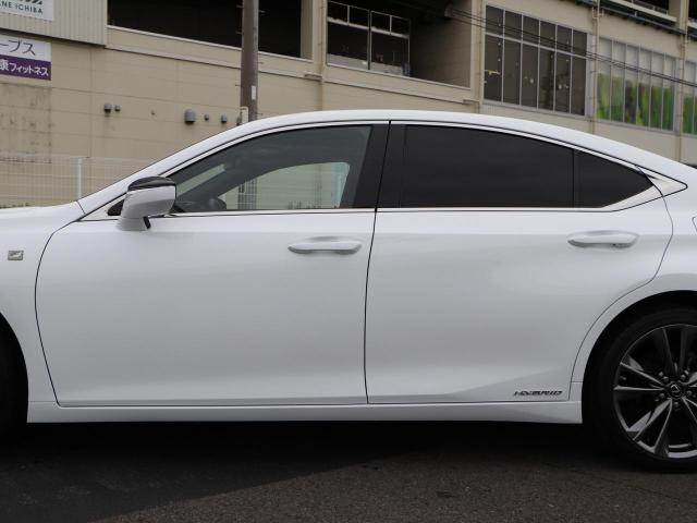 ES300h Fスポーツ
