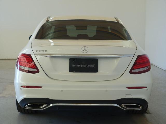 E250 アバンギャルド スポーツ レザーパッケージ