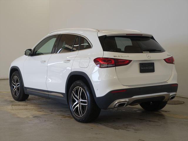 GLA200 d 4MATIC ナビゲーションパッケージ