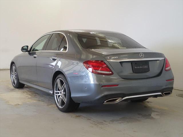 E300 アバンギャルド スポーツ エクスクルーシブパッケージ