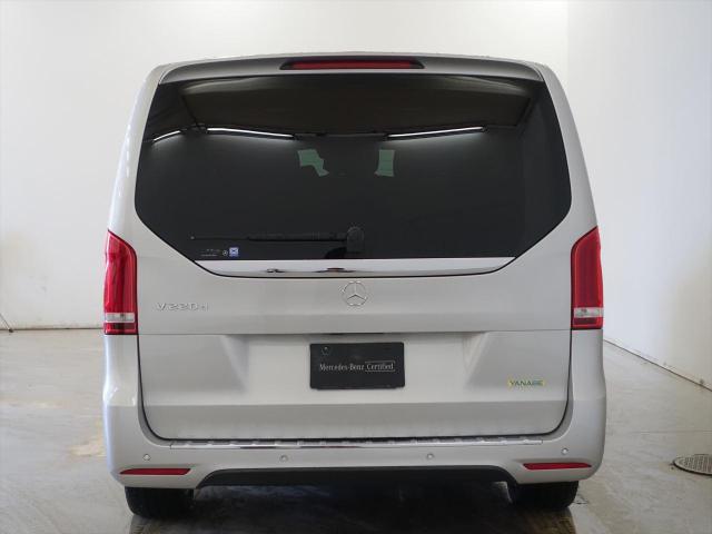 V220 d スポーツ ロング
