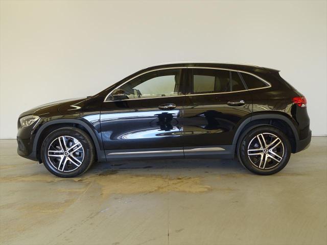 GLA200 d 4MATIC ナビゲーションパッケージ