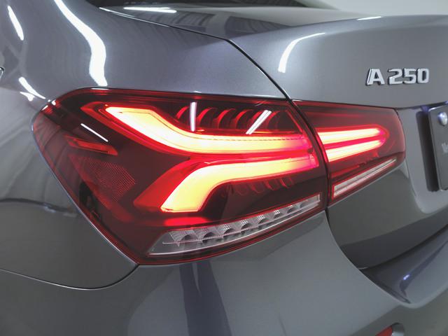 A250 4マチック セダン レザーエクスクルーシブパッケージ