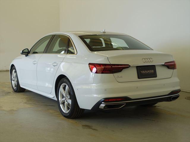 A4 35 TFSI アドバンスド