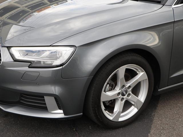 A3スポーツバック 30 TFSI スポーツ シグネチャーエディション