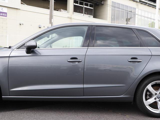 A3スポーツバック 30 TFSI スポーツ シグネチャーエディション