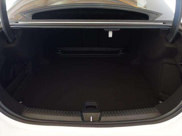 E220 d アバンギャルド AMGラインパッケージ