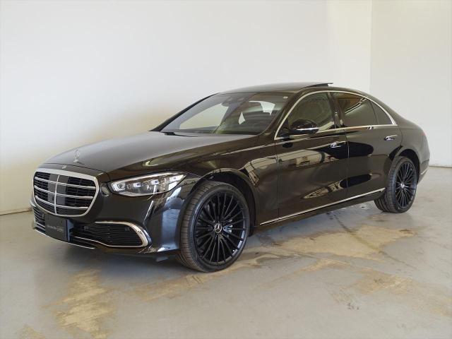 S580 4MATIC ロング レザーエクスクルーシブパッケージ・リアコンフォートパッケージ・ドライバーズパッケージ・MBUXリアエンターテイメントシステムパッケージ
