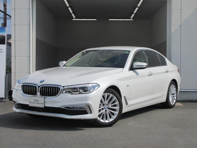 523i ラグジュアリー