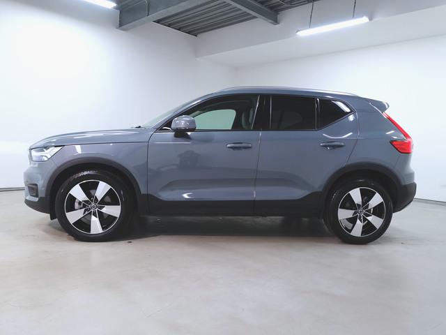 XC40 T4 モメンタム