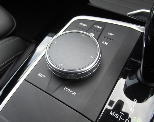 xDrive20d Mスポーツ