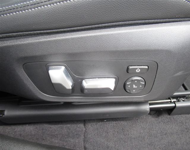 xDrive20d Mスポーツ