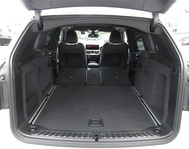 xDrive20d Mスポーツ