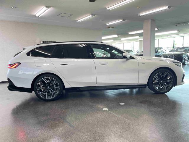 523d xDrive Mスポーツ