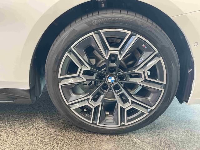 523d xDrive Mスポーツ