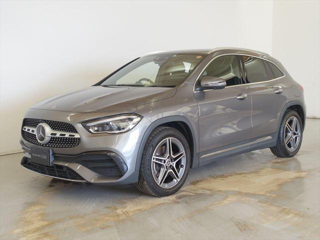 GLA200 d 4MATIC AMGラインパッケージ