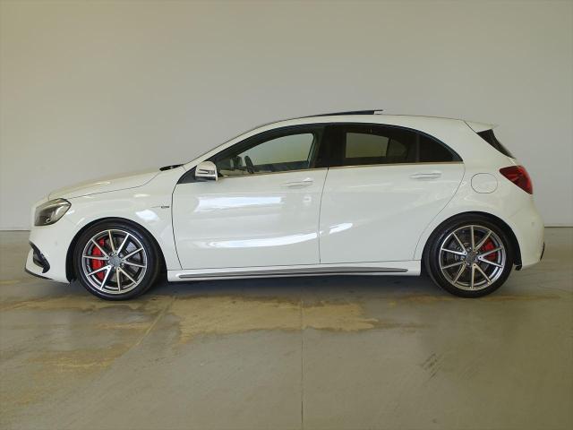 メルセデス-AMG A45 4MATIC