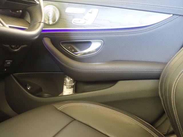 E200 スポーツ AMGインテリアパッケージ・エクスクルーシブパッケージ