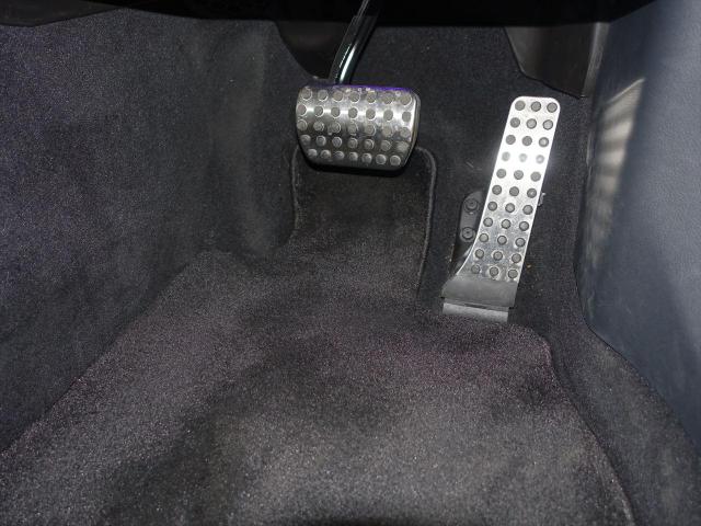 E200 スポーツ AMGインテリアパッケージ・エクスクルーシブパッケージ