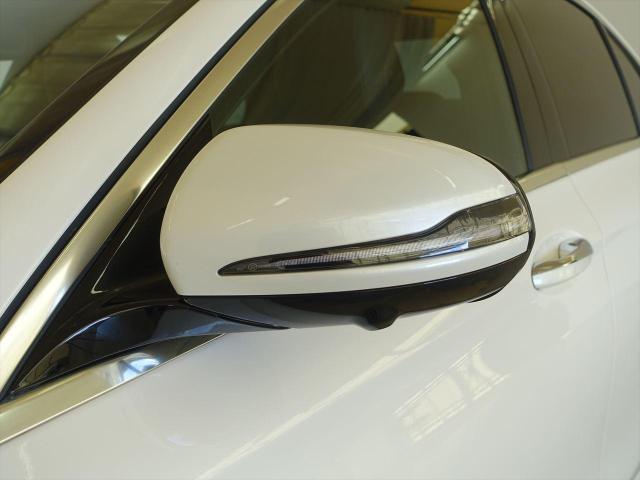 E200 スポーツ AMGインテリアパッケージ・エクスクルーシブパッケージ