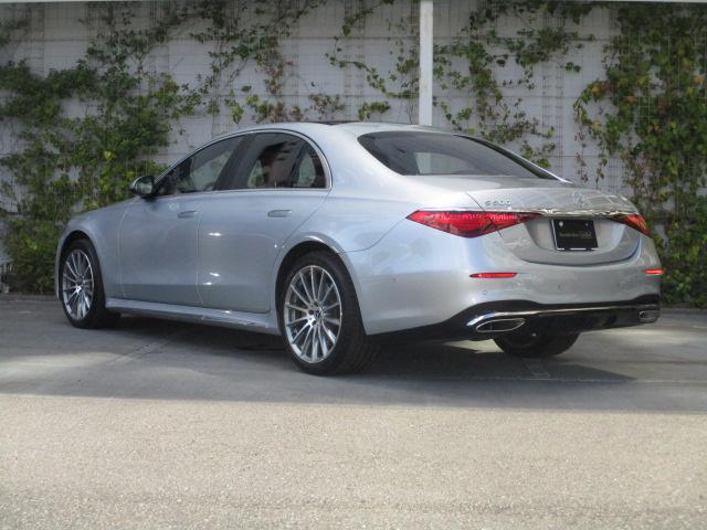 S500 4MATIC AMGラインパッケージ・レザーエクスクルーシブパッケージ・ベーシックパッケージ・ドライバーズパッケージ