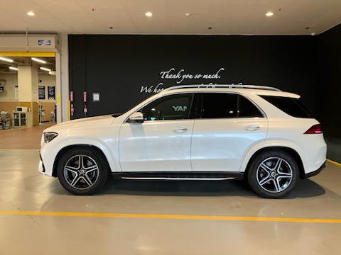 GLE300 d 4MATIC AMGラインパッケージ・レザーエクスクルーシブパッケージ