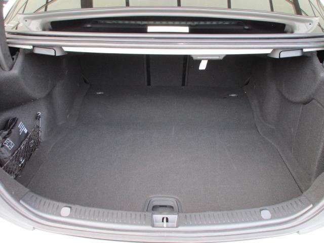 E200 スポーツ AMGラインインテリアパッケージ エクスクルーシブパッケージ