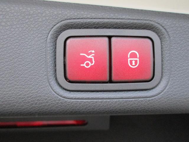 E200 スポーツ AMGラインインテリアパッケージ エクスクルーシブパッケージ