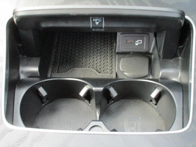 E200 スポーツ AMGラインインテリアパッケージ エクスクルーシブパッケージ