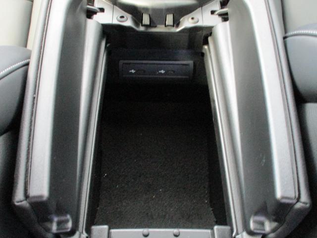 E200 スポーツ AMGラインインテリアパッケージ エクスクルーシブパッケージ