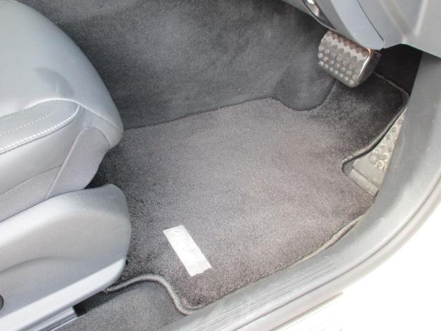 E200 スポーツ AMGラインインテリアパッケージ エクスクルーシブパッケージ