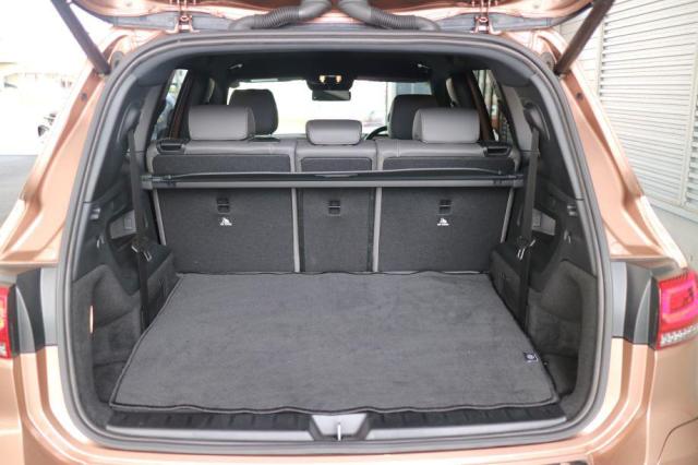 EQB350 4マチック