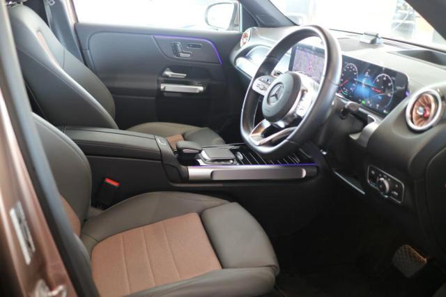 EQB350 4マチック