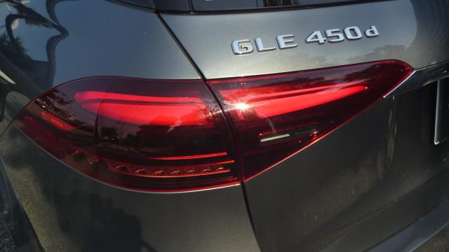 GLE450 d 4MATIC スポーツ E‐ACTIVE BODY CONTROLパッケージ